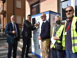 INAUGURAZIONE ECOCOMPATTATORE 181022 A-min